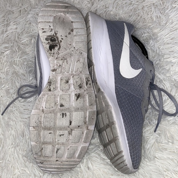 Nike Tanjun men’s sneaker - Picture 8 of 9